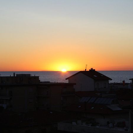 Hotel Regina Lido di Camaiore Eksteriør billede