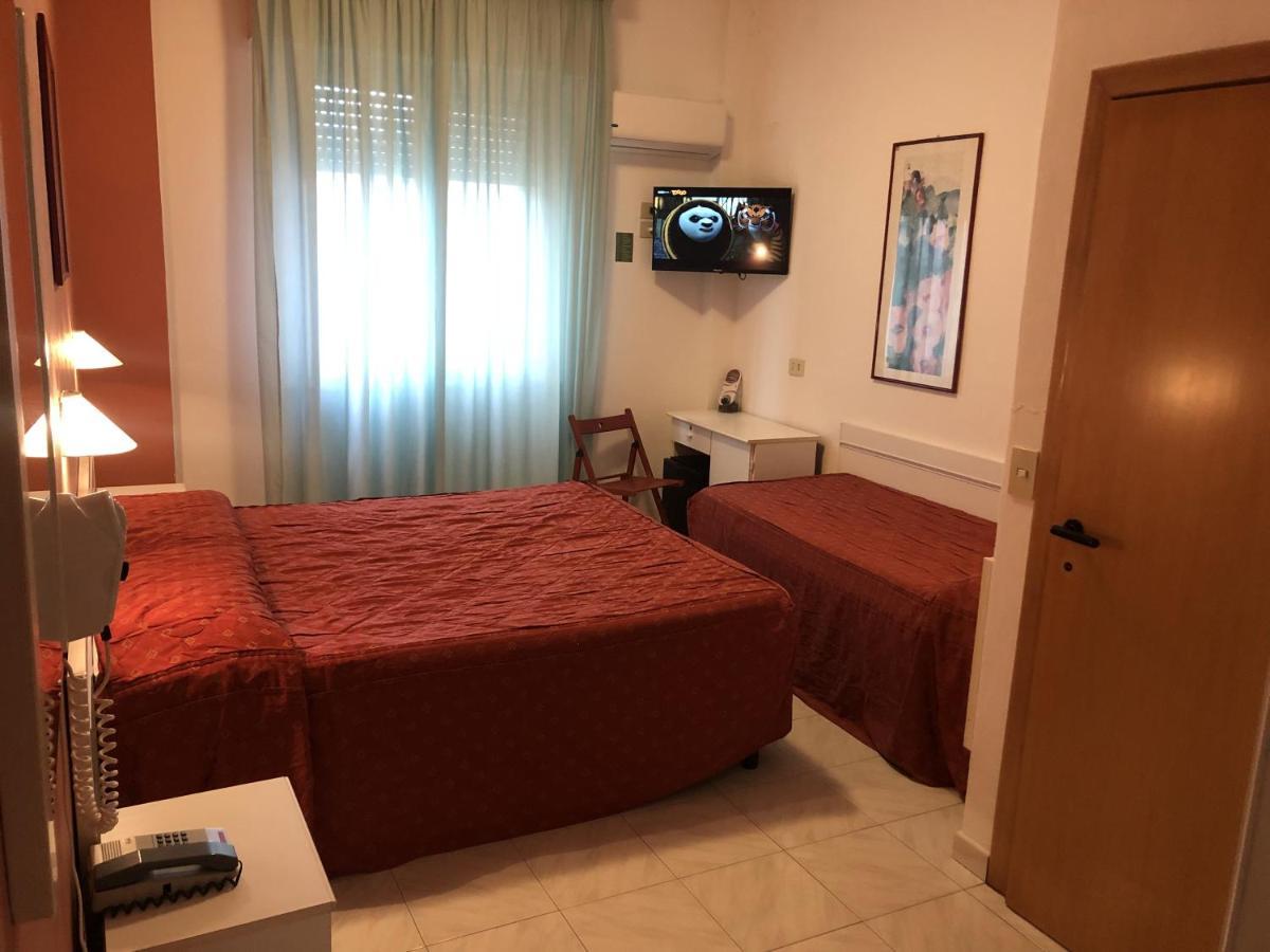 Hotel Regina Lido di Camaiore Eksteriør billede