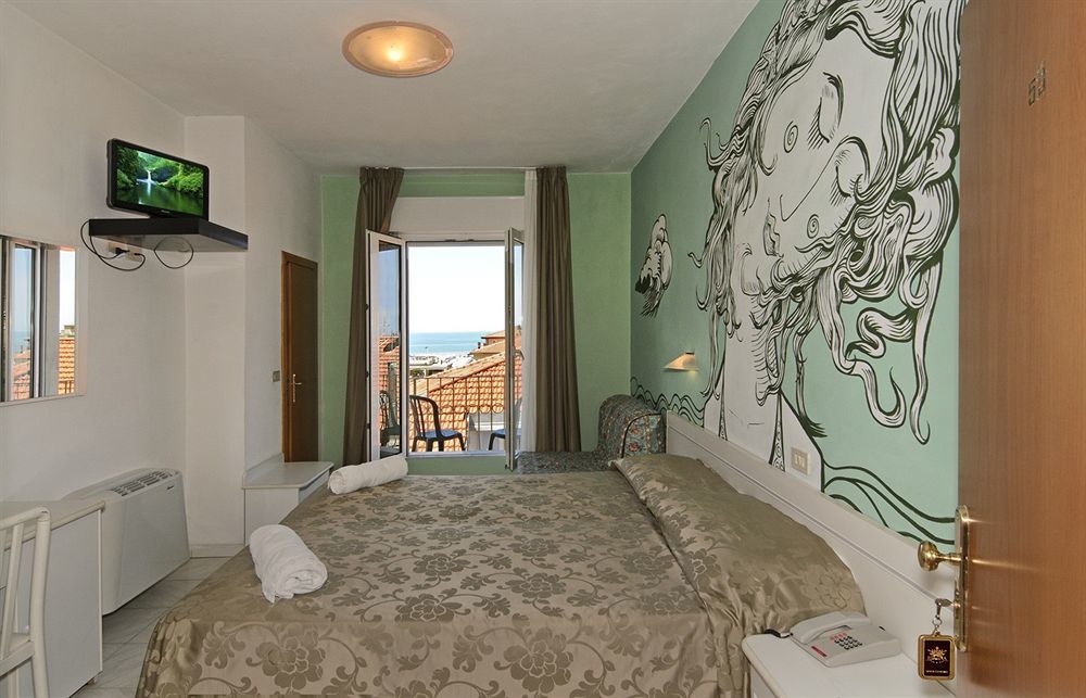 Hotel Regina Lido di Camaiore Eksteriør billede